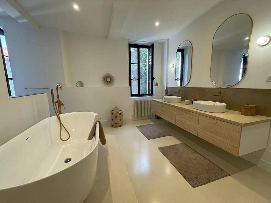 Seven-Bedroom House in Salles-d'Aude, Mittelmeerküste (Frankreich)