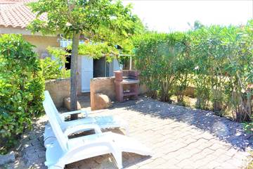 Cottage pour 2 personnes, avec jardin, animaux acceptés à Sari-Solenzara