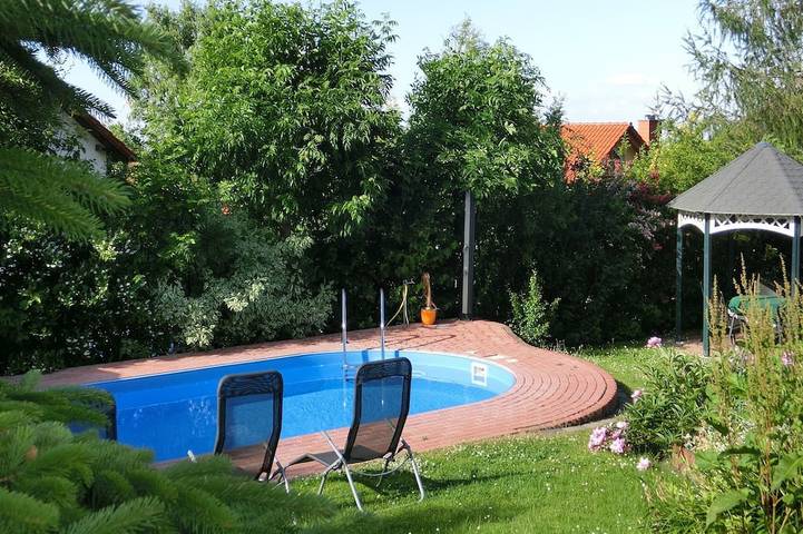 Villa für 8 Personen, mit Garten und Pool sowie Terrasse