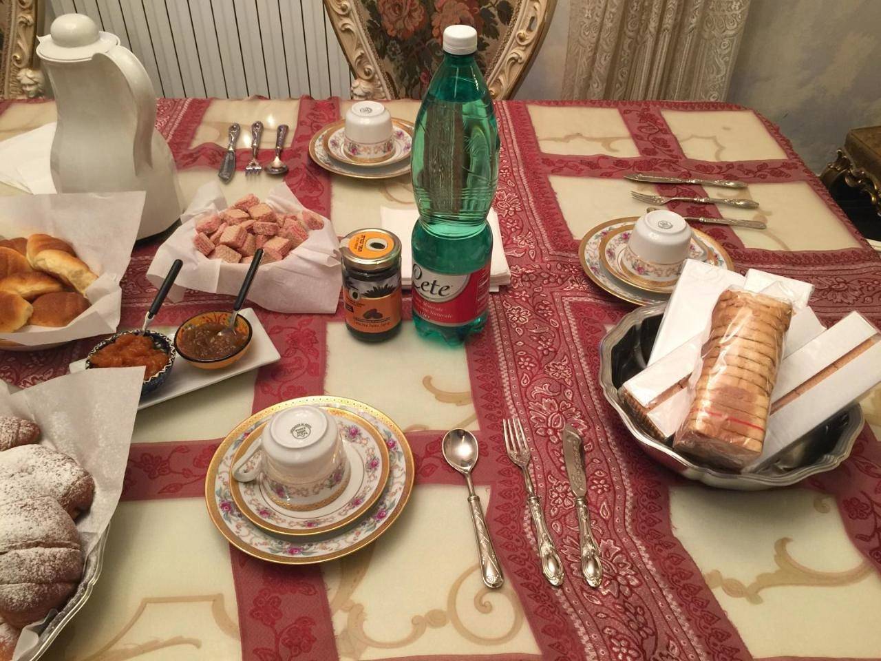 Colazione da Lolly in Napels, Provincie Naples