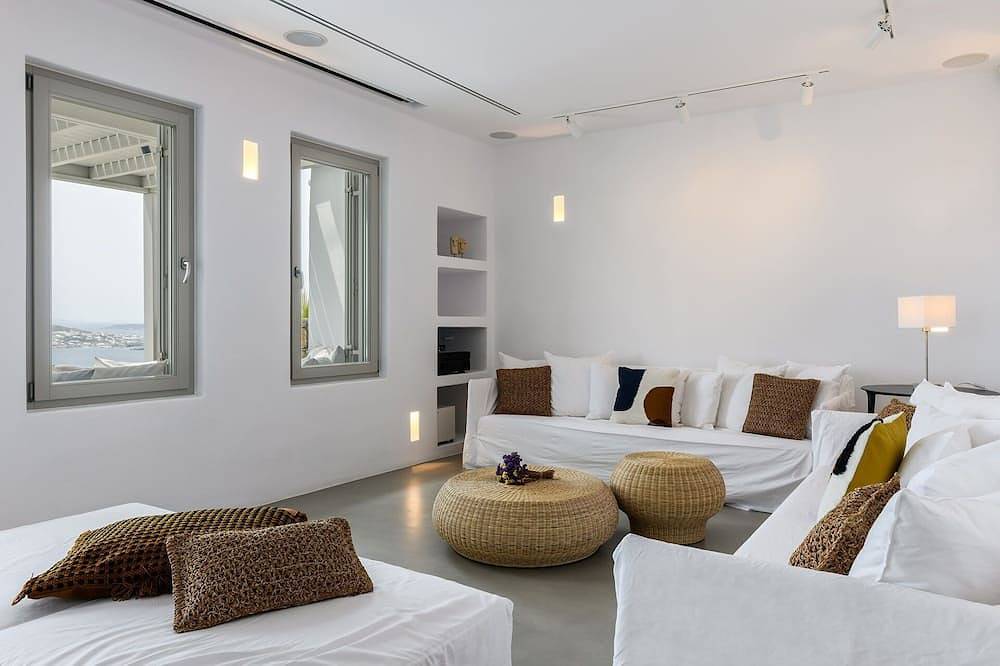 Villa in Mykonos mit 6 Schlafzimmern 12 Schlafplätzen in Agios Stefanos, Mykonos