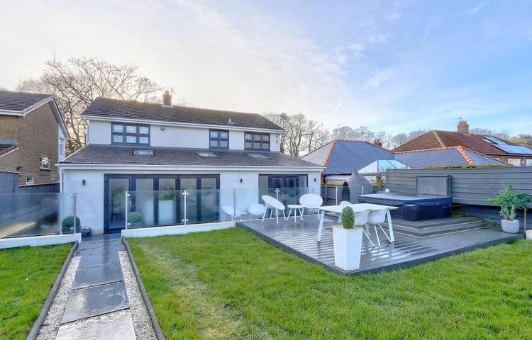 Holiday rental for 8 people, with Hot tub and Terrace as well as Garden and View in Middlesbrough