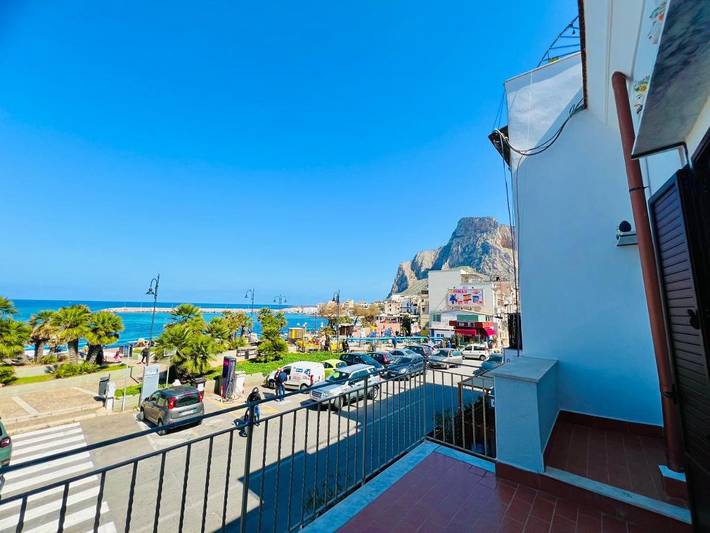 Ferienhaus mit Meerblick für 4 Personen, mit Ausblick und Terrasse in Palermo - 3