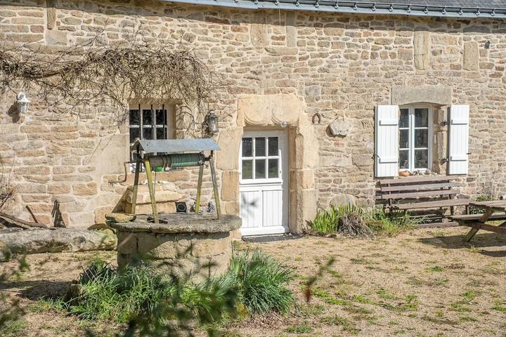 Location de vacances pour 8 personnes, avec terrasse et jardin, adapté aux familles à Inzinzac-Lochrist - 4