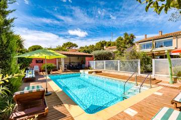 Gîte pour 5 personnes, avec jardin et bassin pour enfant à Clermont-l'Hérault