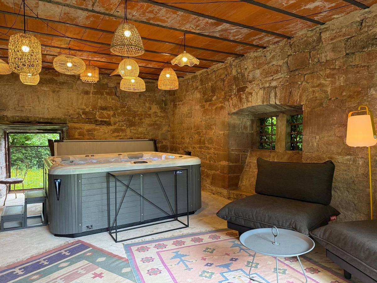 Maison Dada et Spa in Meyssac, Région de Brive-la-Gaillarde