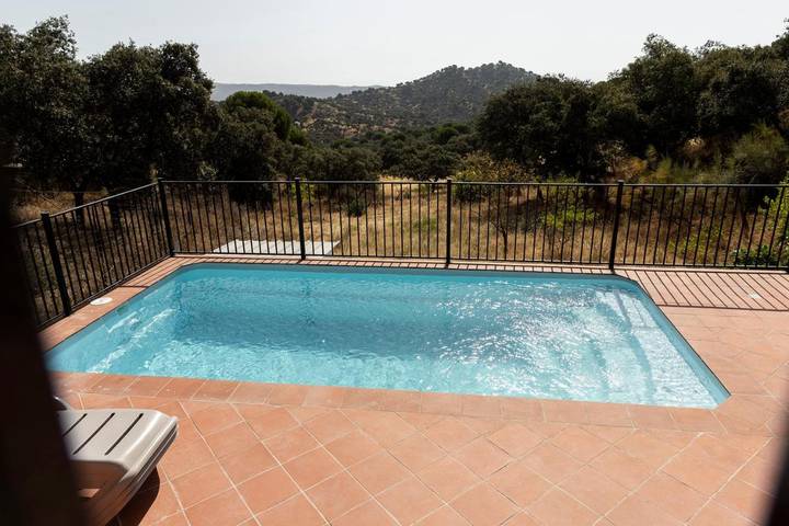 Casa rural para 16 personas, con Balcón y Terraza además de Jardín y Piscina en Arjona - 2