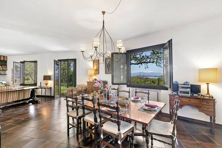 Villa für 6 Personen, mit Seeblick und Terrasse in Italien - 3