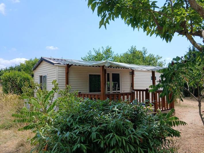 Location de vacances pour 6 personnes, avec terrasse et vue ainsi que jardin et piscine à Saint-Appolinard - 2