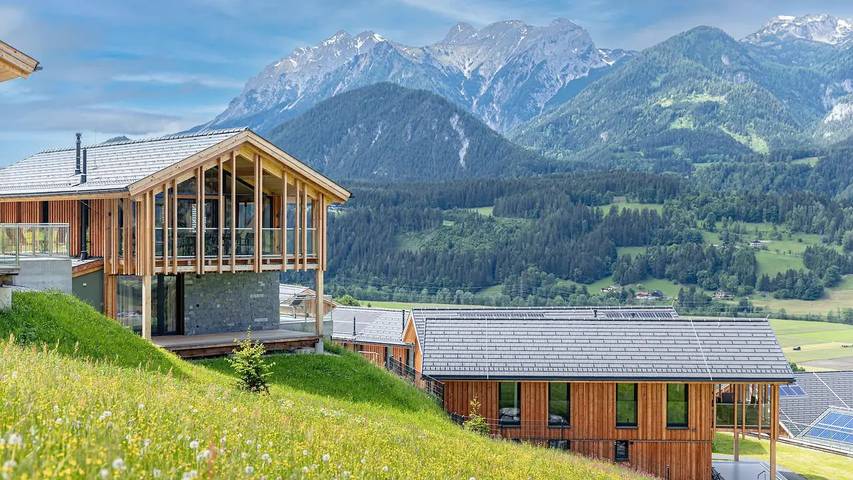 Ferienhaus für 11 Personen, mit Terrasse und Sauna sowie Pool in Haus