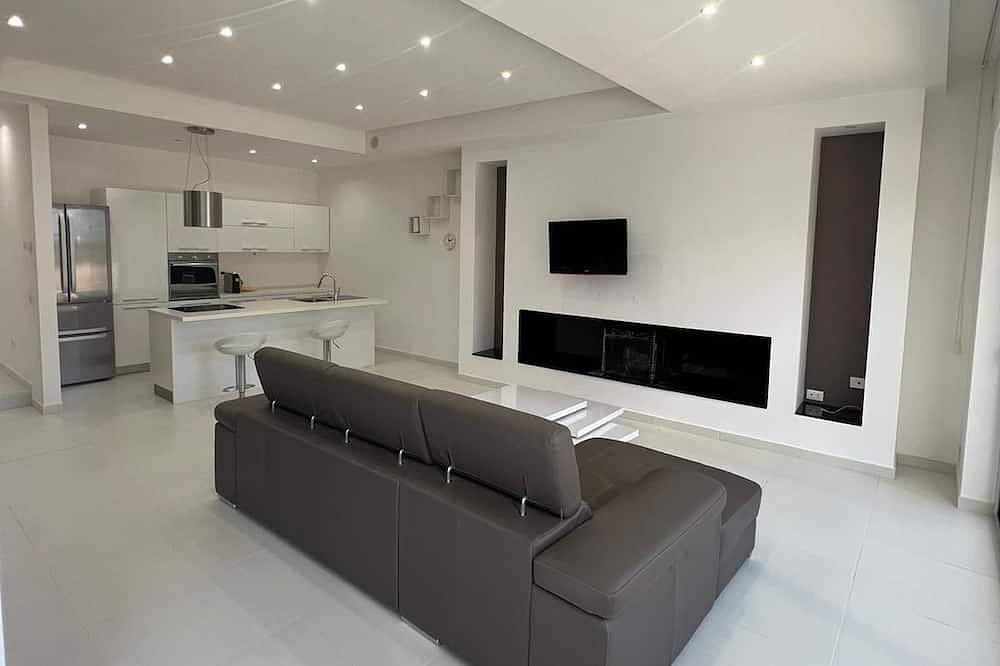 Ganze Wohnung, Elegant and very modern small apartment for couples including in-room pool! in Rossano Stazione, Rossano