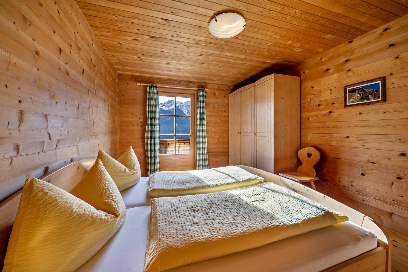Ganze Wohnung, Ferienwohnung 'Thalhof Hochwart' mit Bergblick, Gemeinschaftsgarten und Wlan in Ulten, Ortleralpen