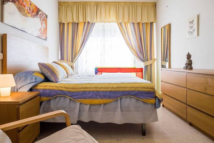 Entire apartment, Beachfront, Pool, Wifi, Heating, Family, 6 People, Spacious in Los Pinos (Almunecar), Almuñecar