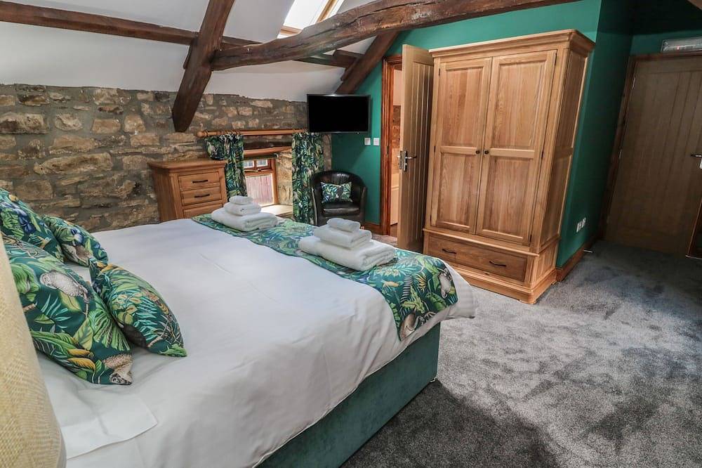 Granary Cottage, family friendly, with open fire in Bellingham in Bellingham (UK), Kielder Forest Park