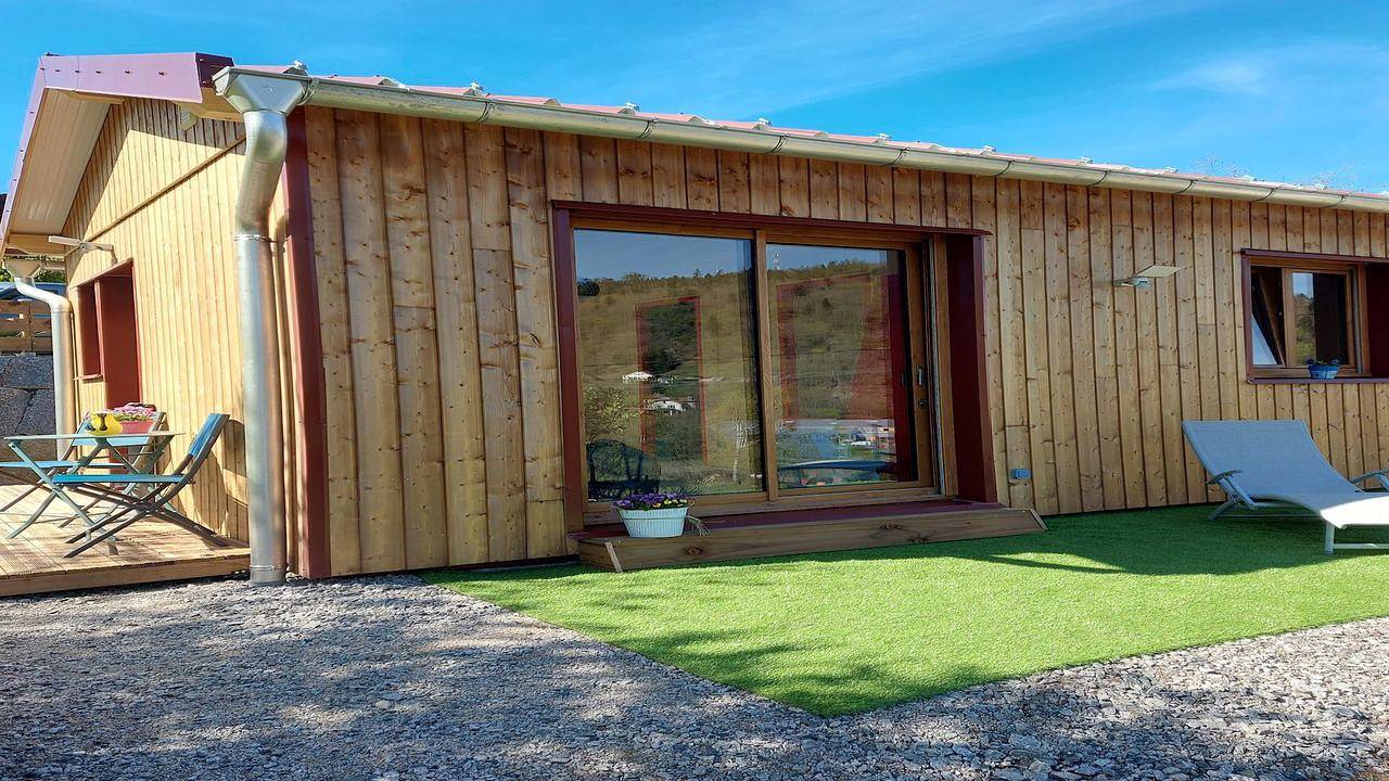 Vakantiehuis voor 4 personen met terras in Saint-Maurice-sur-Moselle, Épinal en omgeving