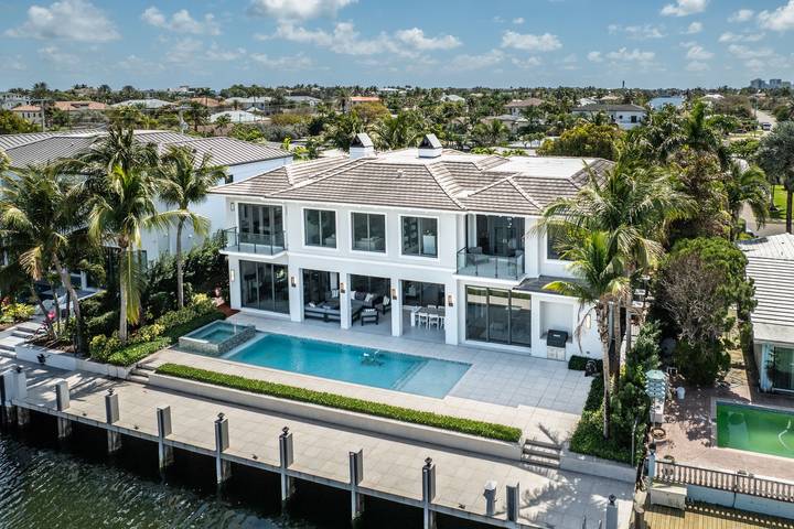Strandhaus für 10 Personen, mit Whirlpool und Balkon/Terrasse sowie Pool, kinderfreundlich in Florida