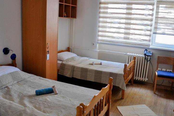 Maison d’hôte pour 3 personnes, avec jardin ainsi que vue et terrasse