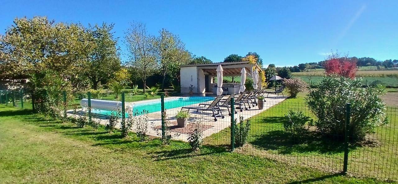 Villa with Private Pool in Saint-Georges, Quercy