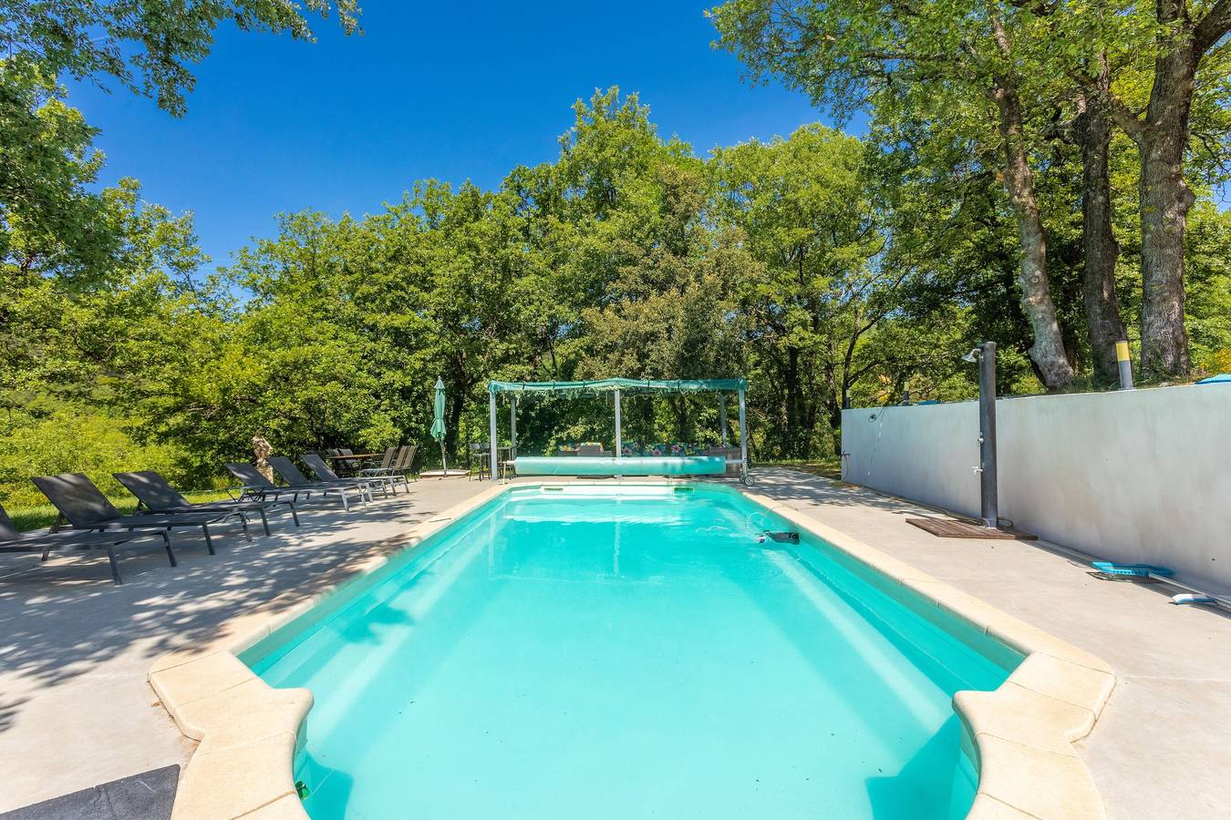 Villa „Magda“ mit Bergblick, privatem Pool und Wlan in Montferrat, Draguignan Region