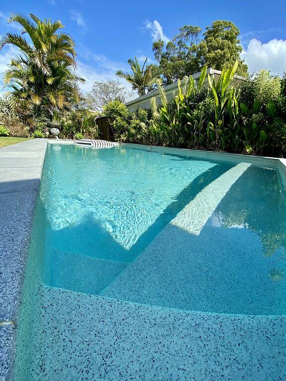 Holiday home for 15 people, with garden and balcony in Maroochydore