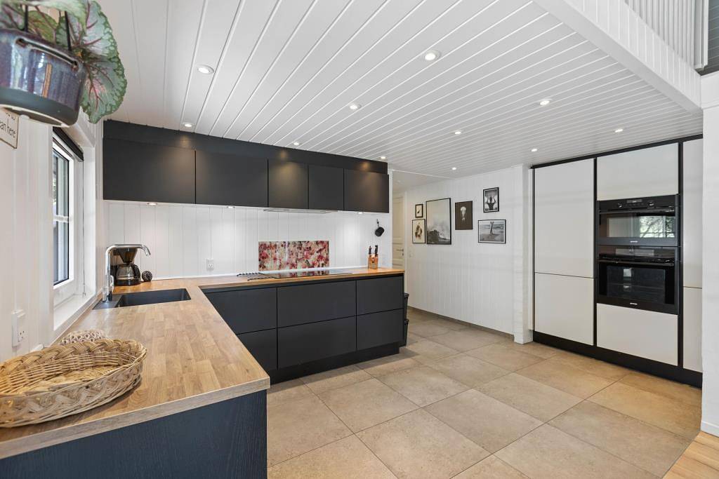 Familienferienhaus mit Pool und Whirlpool und Aussensauna in Blavand, Varde