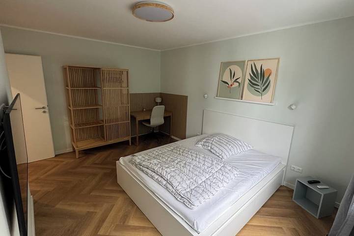 Ganze Wohnung, Stilvolle Wohnung mit Balkon und Blick ins Grüne in Paderborn, Nordrhein-Westfalen