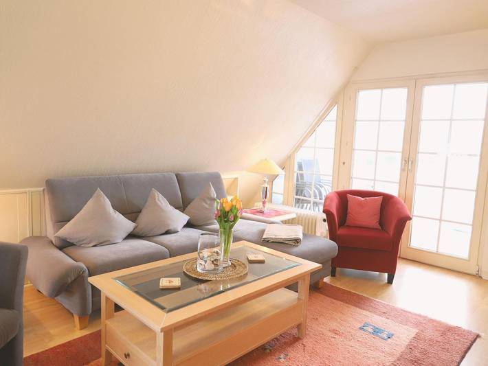 Ganze Wohnung, Ruhige 82 m² Dachgeschosswohnung in Westerland, familienfreundlich, Haustiere ok in Westerland, Sylt (Gemeinde)