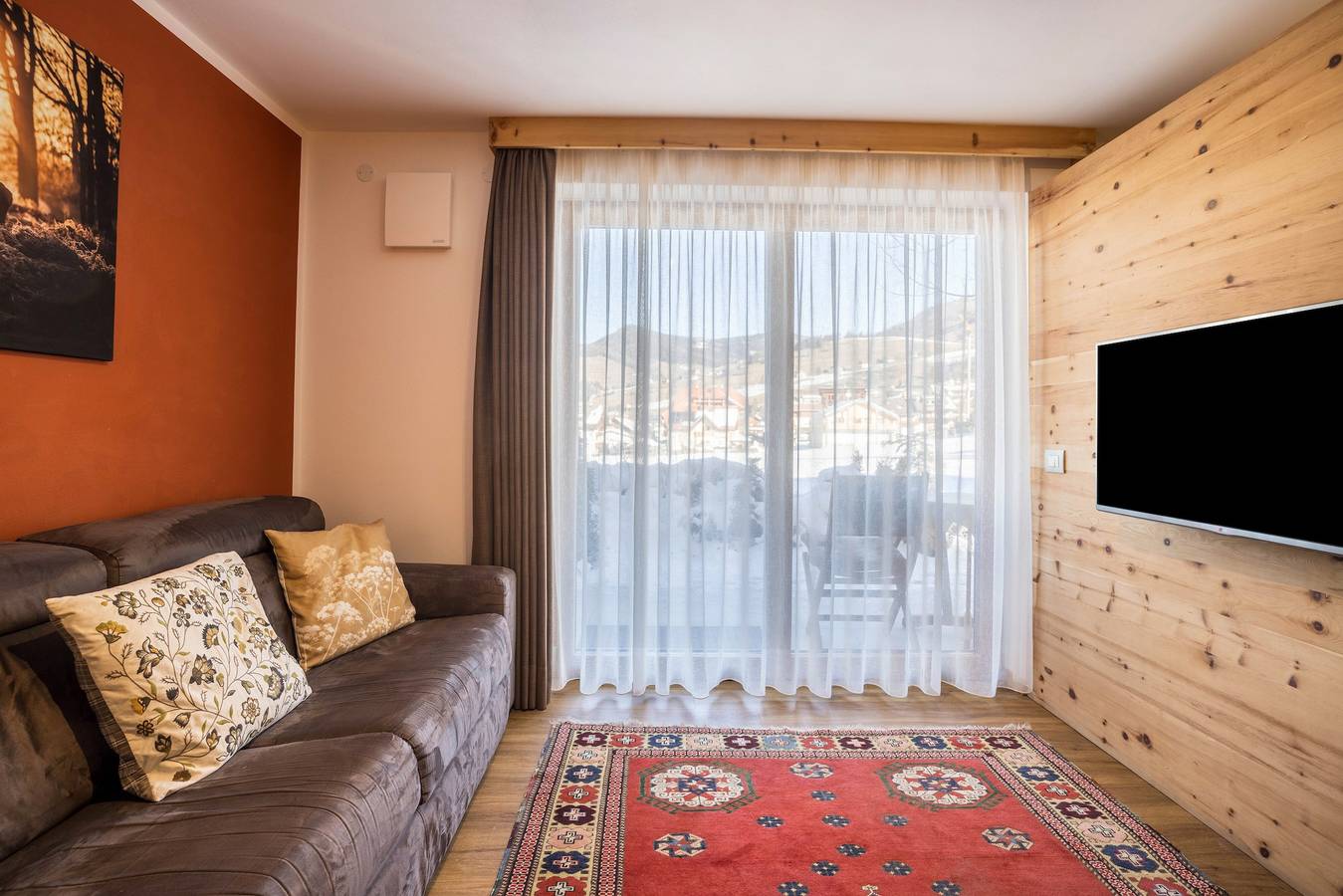 Appartement entier, Appartement 'Ciasa Rungg App Corones' avec vue sur les montagnes, jardin et Wi-Fi in San Vigilio di Marebbe, Marebbe