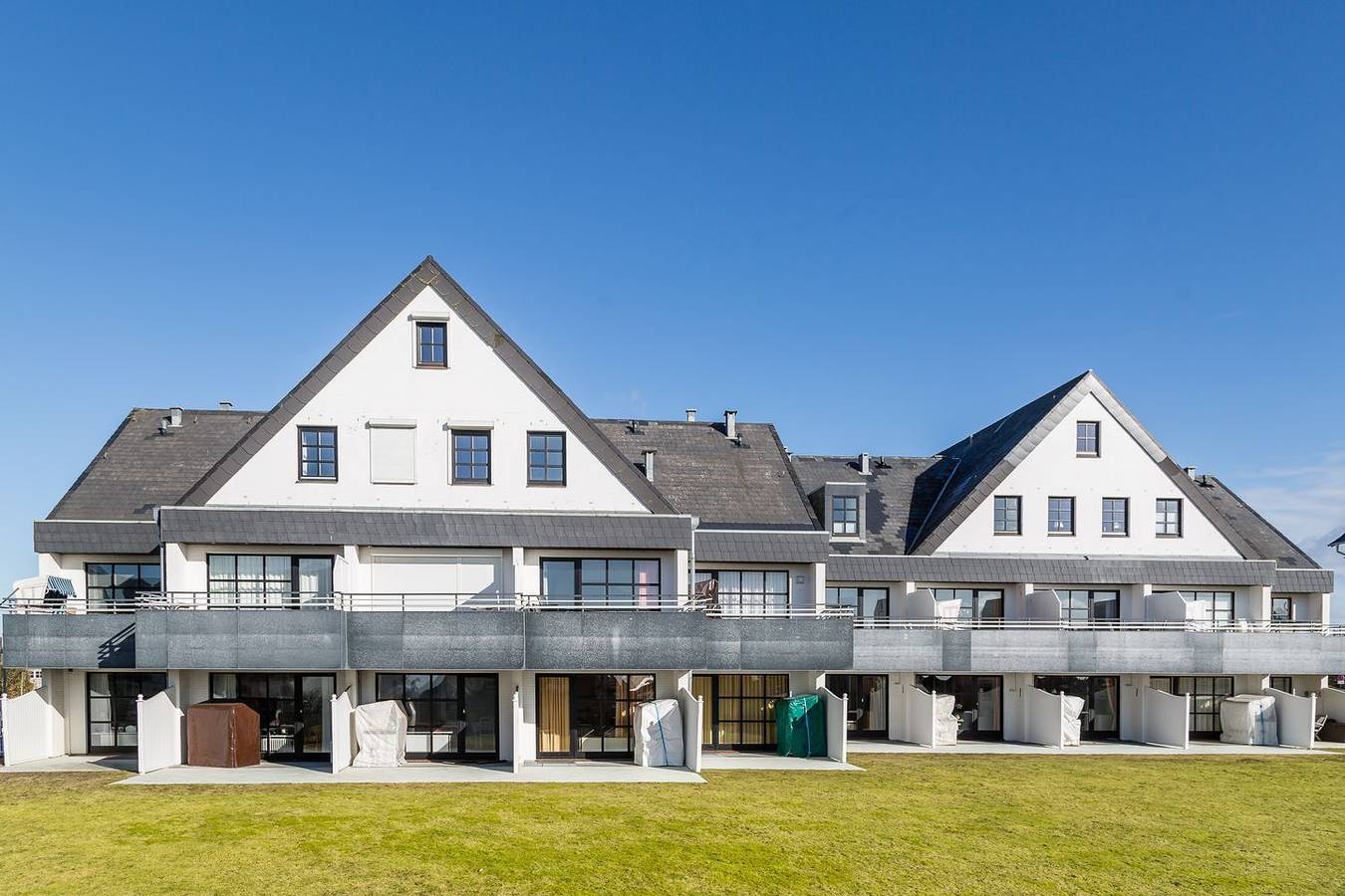 Ganze Wohnung, 3-Raum-Appartement im Og/Dg Ca. 75qm² Nutzfläche für bis zu 4 Personen. in Wenningstedt, Sylt