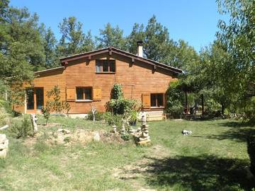 Cottage pour 4 personnes, avec jardin ainsi que vue et terrasse à Bugarach