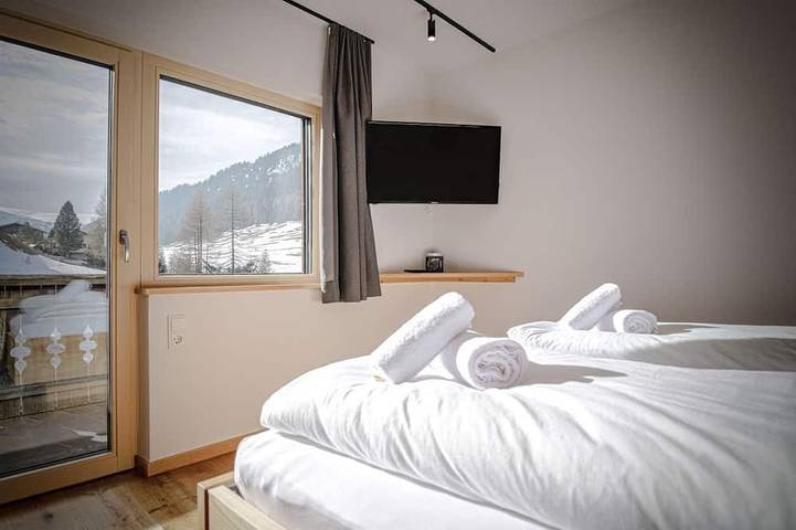 Ganze Wohnung, Lärche - Wolf Apartments in Vals, Zillertaler Alpen