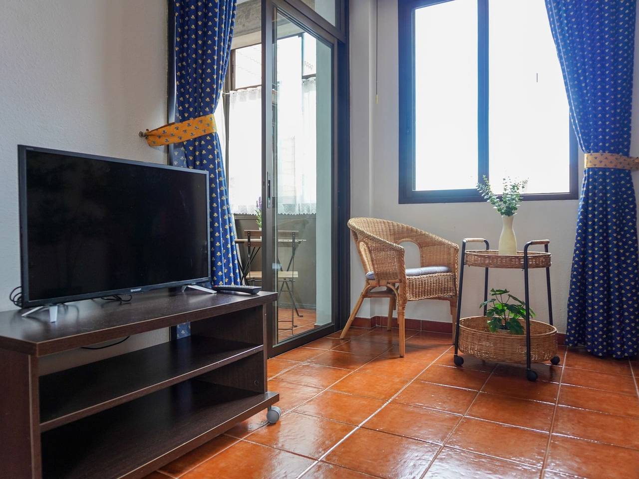 Entire apartment, Comfortable apartment with wifi - 4 guests in La Trinchera, Alajeró (municipality)