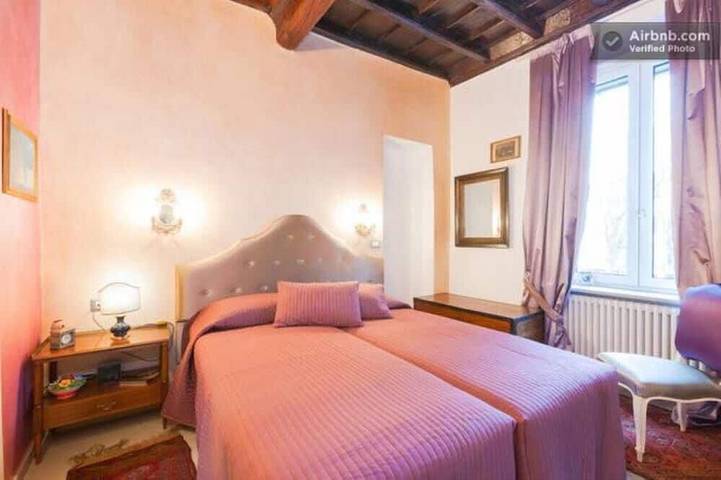 Ganze Wohnung, La Bifora - Charmante Altbauwohnung im mittelalterlichen Herzen der Stadt in Turin, Turin Provinz