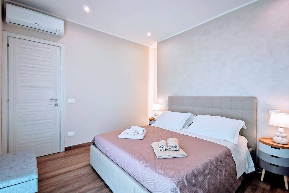 Entire apartment, Belvedere Penthouse★★★★★|Central |☀Sea View☀ in Termoli, Campobasso Province