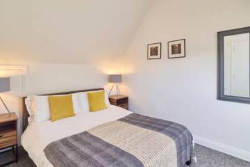 Apartment for 4 People in Kent Downs, Photo 2