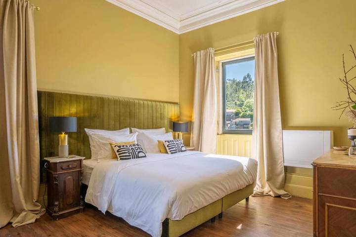 Maison d’hôte pour 2 personnes, avec piscine ainsi que jardin et balcon