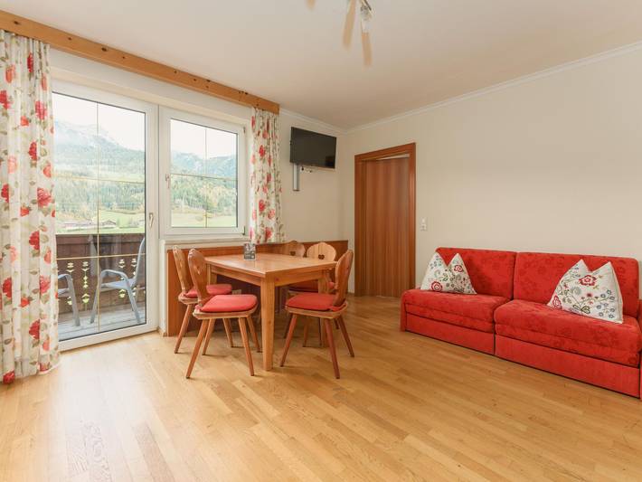 Bauernhof für 4 Personen, mit Garten und Balkon, kinderfreundlich