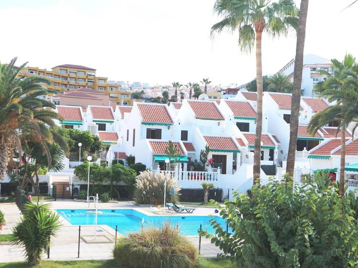 Location de vacances pour 3 personnes, avec piscine ainsi que terrasse et jardin à Costa Adeje - 3