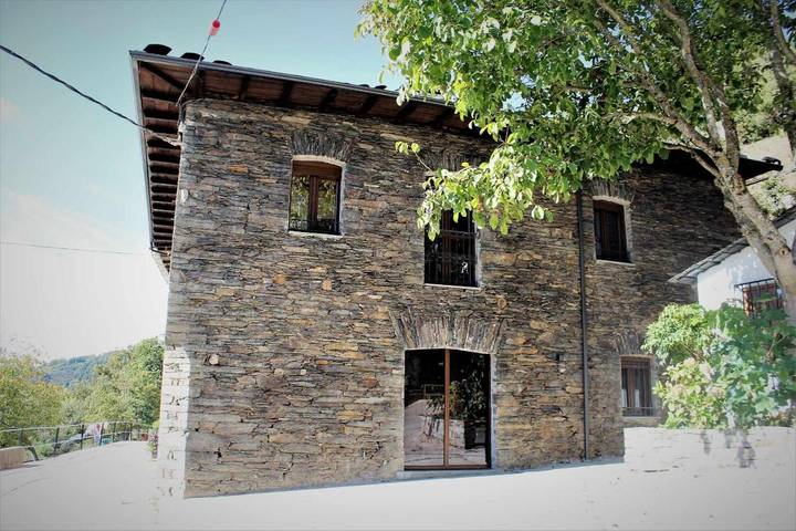 Casa rural para 14 personas en Montaña de Luna - 3
