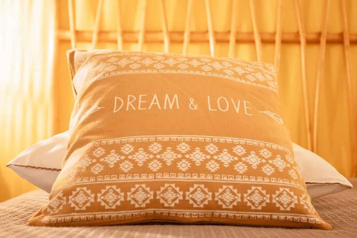 Gîte pour 3 personnes, avec terrasse et piscine à Pont-Saint-Esprit - 4