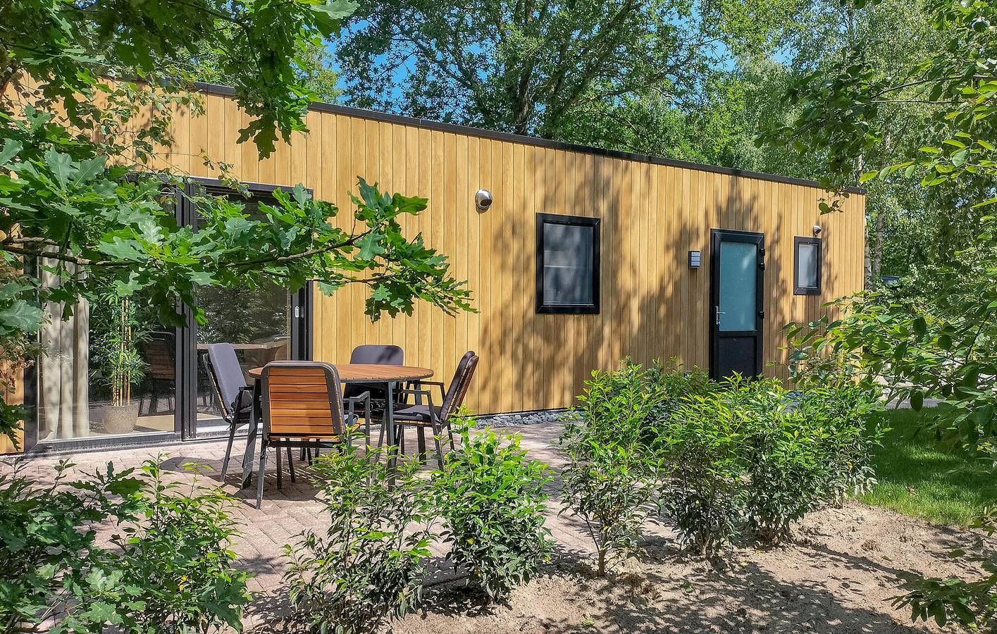Ferienhaus für 4 Personen mit Terrasse in Oosterwolde, Friesland
