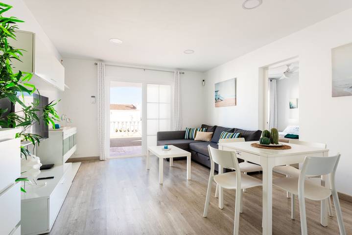 Gîte pour 4 personnes, avec terrasse et piscine à Arenal d'en Castell - 4