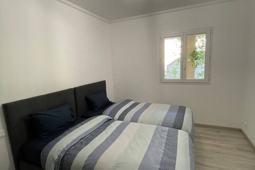 Appartement entier, Maison à la Hauteur d un Beau Village in Apt, Parc naturel régional du Luberon