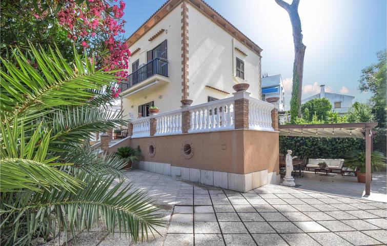 Anzio Pool Apartment – Zentral gelegen, Klimaanlage, Parkplatz in Anzio, Rom Provinz
