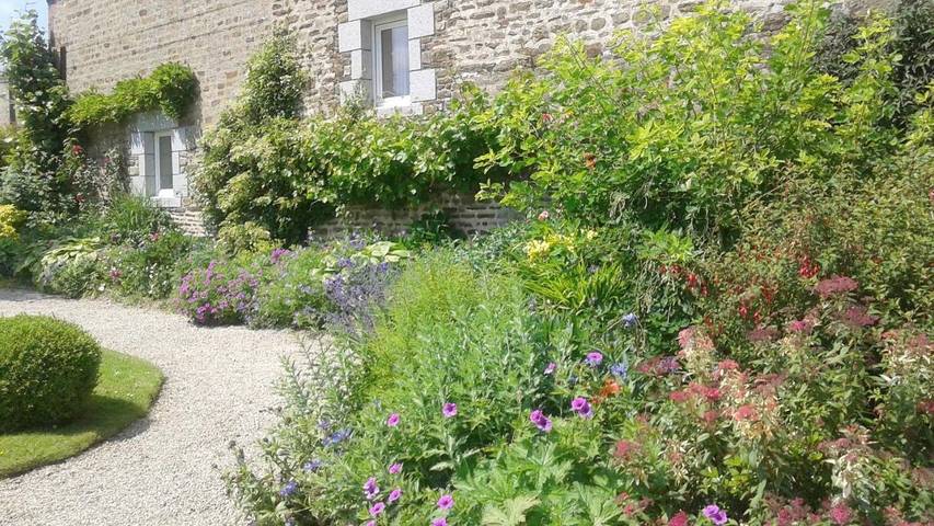 Gîte pour 2 personnes, avec vue et jardin, animaux acceptés à Sourdeval - 2