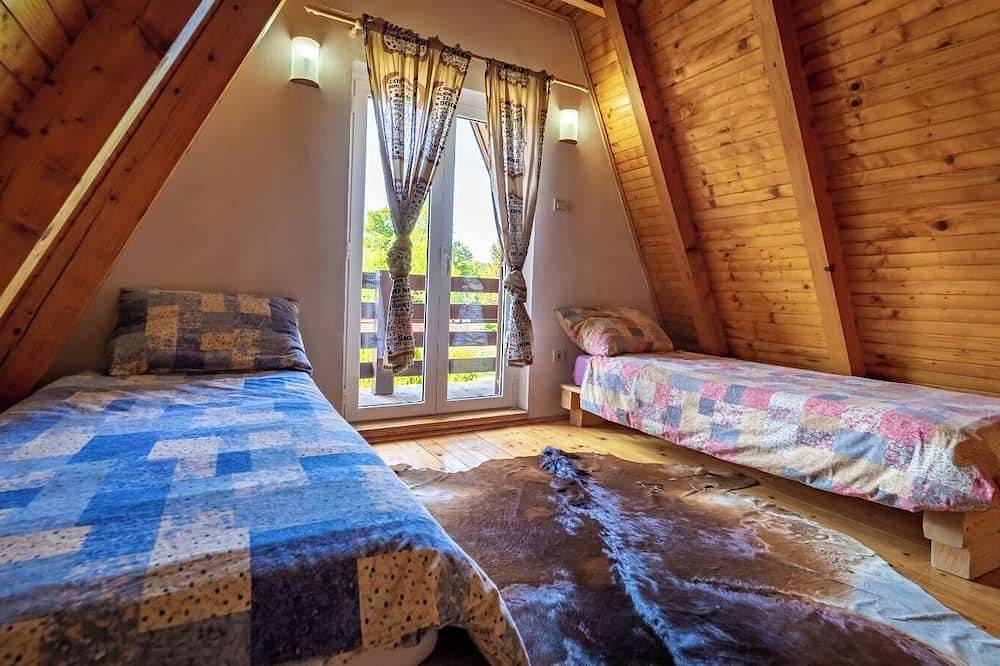 Planinska kuća Dasović pruža mnoštvo sadržaja za djecu i odrasle.Pet friendly🐾 in Fuzine, Primorje-Gorski Kotar