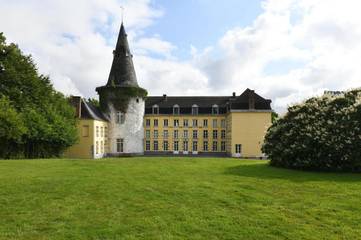 Gîte pour 10 personnes, avec jardin et vue à Bellignies