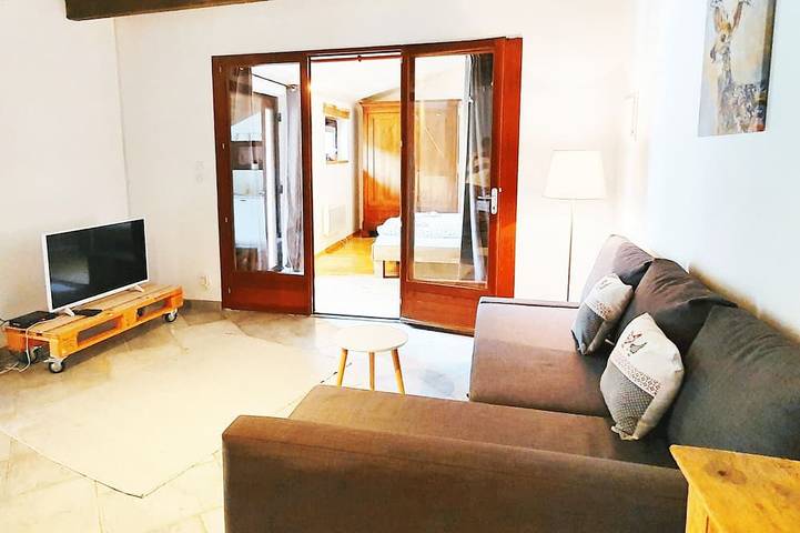 Gîte pour 5 personnes, avec jardin et terrasse, animaux acceptés à La Chapelle-devant-Bruyères - 4