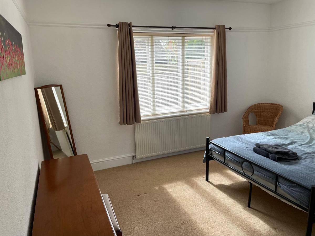 Three-Bedroom House in Hereford, Herefordshire