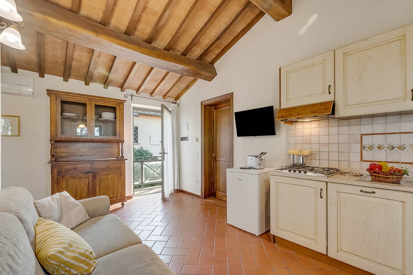 Amazing Chianti Site Olmo Shared Pool in Castelfiorentino, Chianti